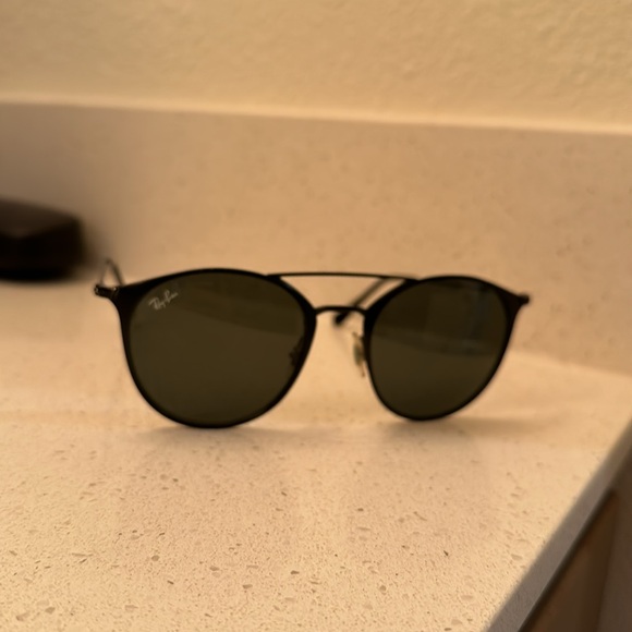 Rayban Sunglasses - Picture 2 of 5